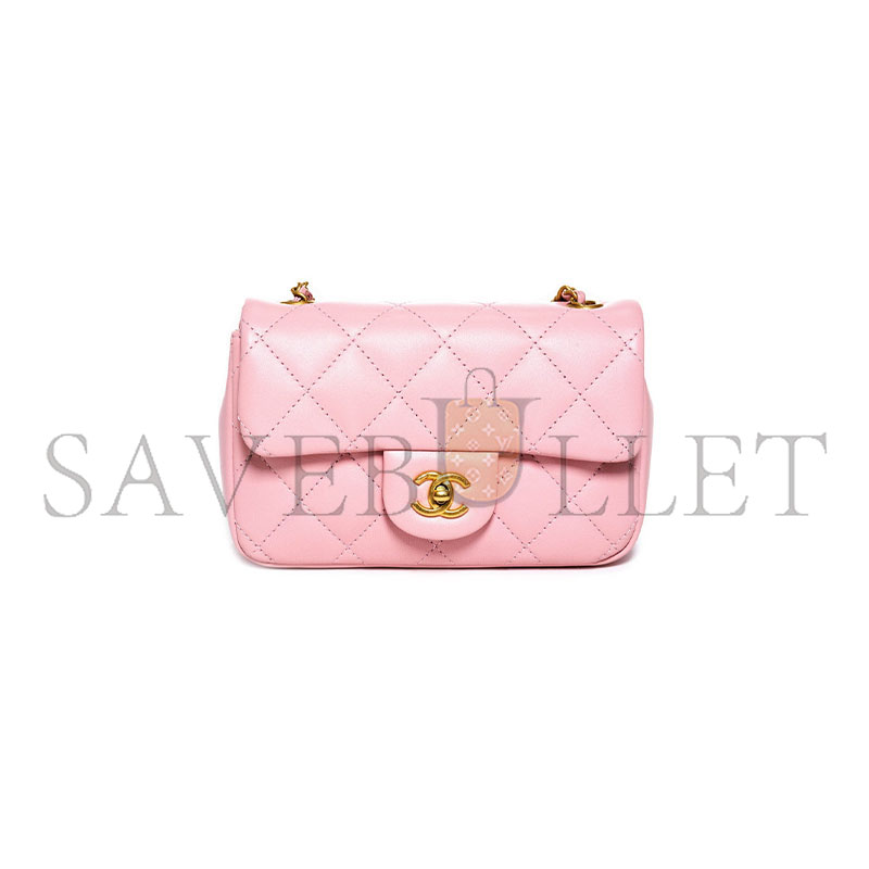 CHANEL PINKSMALL FLAP BAGHEARTWITHCHARMS ON CHAIN (18*13*5cm)